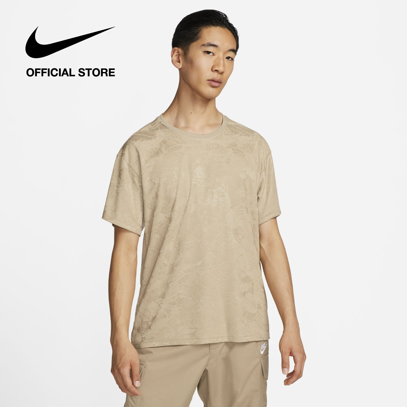 Nike Dri-FIT Men's Sportswear Tech Pack T-Shirt - Khaki
