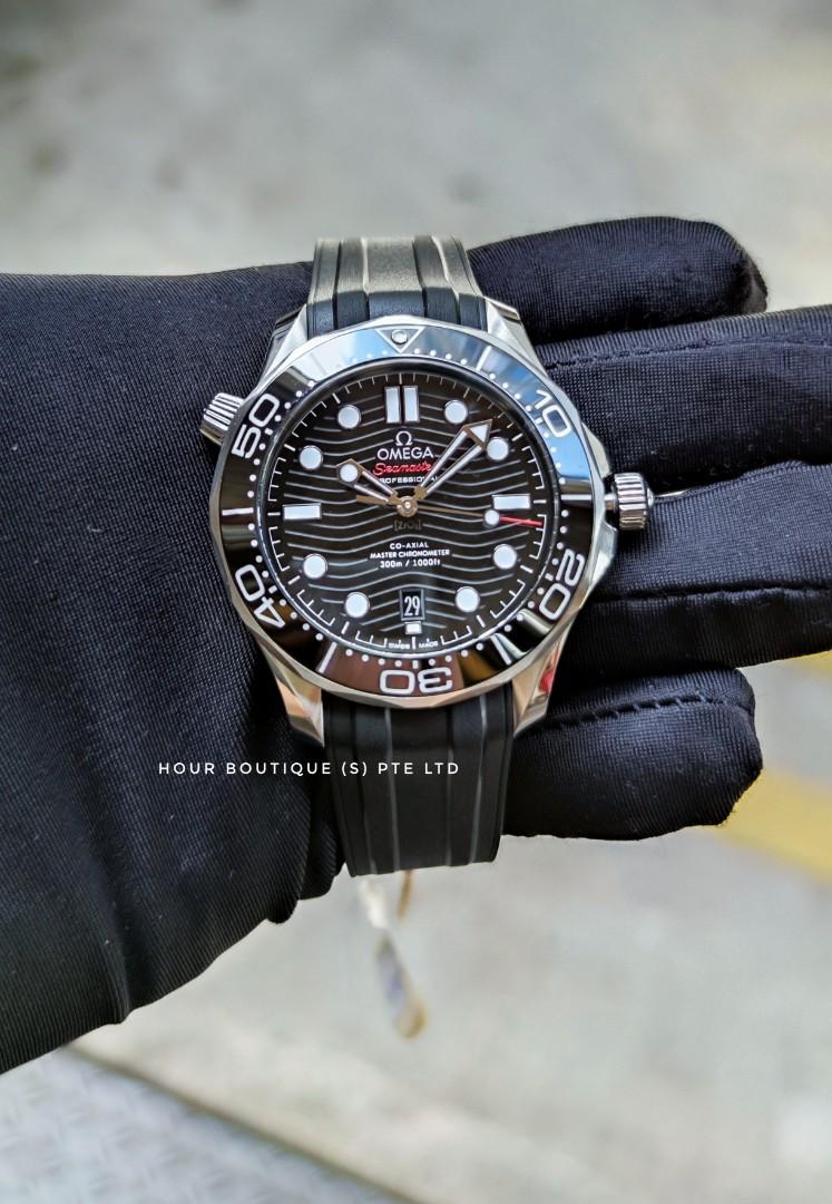 * READY STOCK * Omega SeaMaster 300 Black On Rubber Men's Automatic Divers Watch 210.32.42.20.01.001
