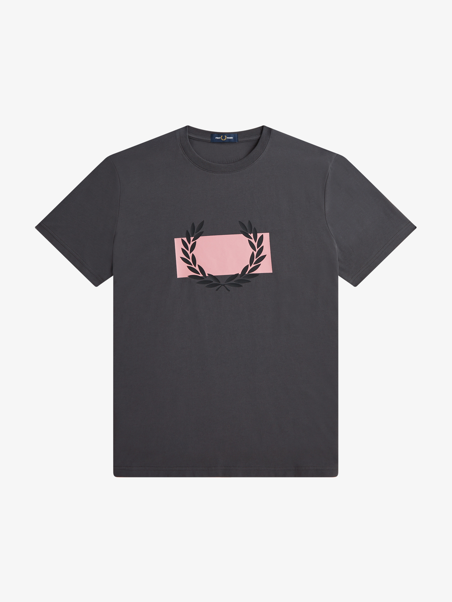 Fred Perry M2675 Laurel Wreath Print T-Shirt (Gun Mental)